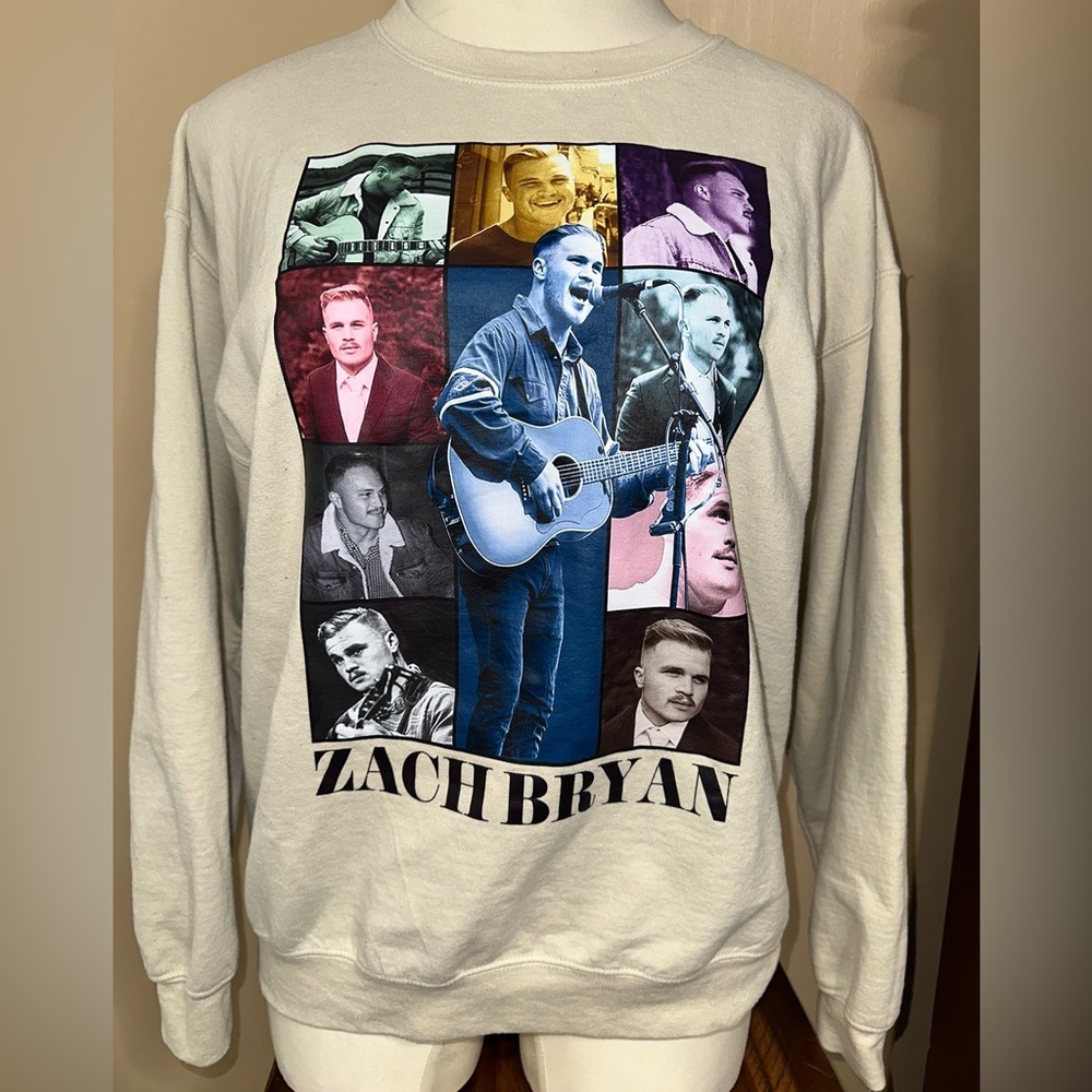 Gildan Heavy Blend Zach Bryan Crewneck Sweater - Multicolor Graphic Size Large
